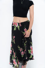 Load image into Gallery viewer, Vintage x Black, Pink Floral Flowy Midi Skirt (XS-M)