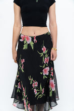 Load image into Gallery viewer, Vintage x Black, Pink Floral Flowy Midi Skirt (XS-M)