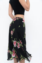 Load image into Gallery viewer, Vintage x Black, Pink Floral Flowy Midi Skirt (XS-M)
