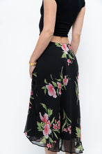 Load image into Gallery viewer, Vintage x Black, Pink Floral Flowy Midi Skirt (XS-M)