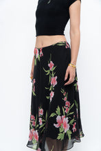 Load image into Gallery viewer, Vintage x Black, Pink Floral Flowy Midi Skirt (XS-M)