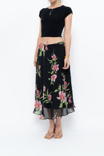 Load image into Gallery viewer, Vintage x Black, Pink Floral Flowy Midi Skirt (XS-M)