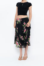 Load image into Gallery viewer, Vintage x Black, Pink Floral Flowy Midi Skirt (XS-M)