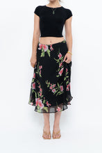 Load image into Gallery viewer, Vintage x Black, Pink Floral Flowy Midi Skirt (XS-M)