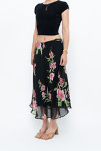 Load image into Gallery viewer, Vintage x Black, Pink Floral Flowy Midi Skirt (XS-M)