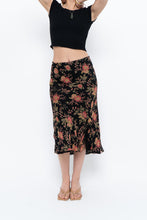 Load image into Gallery viewer, Vintage x Black, Coral Floral Silk Midi Skirt (2X-3X)
