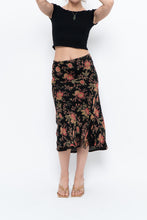 Load image into Gallery viewer, Vintage x Black, Coral Floral Silk Midi Skirt (2X-3X)