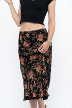 Load image into Gallery viewer, Vintage x Black, Coral Floral Silk Midi Skirt (2X-3X)