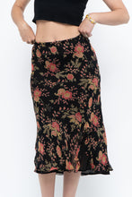 Load image into Gallery viewer, Vintage x Black, Coral Floral Silk Midi Skirt (2X-3X)