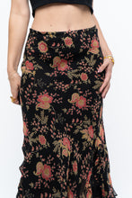 Load image into Gallery viewer, Vintage x Black, Coral Floral Silk Midi Skirt (2X-3X)
