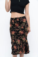 Load image into Gallery viewer, Vintage x Black, Coral Floral Silk Midi Skirt (2X-3X)