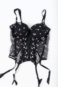 Vintage x Black 3d Floral Embroidered Mesh Corset (M, L, D, DD Cup)