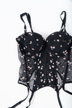 Load image into Gallery viewer, Vintage x Black 3d Floral Embroidered Mesh Corset (M, L, D, DD Cup)