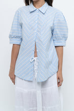 Load image into Gallery viewer, Vintage x  Blue Puff Sleeve Striped Cotton Buttonup (M, L)
