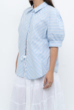 Load image into Gallery viewer, Vintage x  Blue Puff Sleeve Striped Cotton Buttonup (M, L)