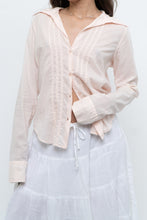 Load image into Gallery viewer, Vintage x GUESS Baby Pink Lightweight Cotton Buttonup (XS-L)