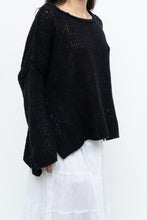 Load image into Gallery viewer, FREE PEOPLE x Black Knit Lightweight Sweater (XS-M)