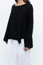 Load image into Gallery viewer, FREE PEOPLE x Black Knit Lightweight Sweater (XS-M)