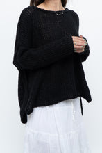 Load image into Gallery viewer, FREE PEOPLE x Black Knit Lightweight Sweater (XS-M)