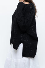 Load image into Gallery viewer, FREE PEOPLE x Black Knit Lightweight Sweater (XS-M)