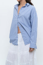 Load image into Gallery viewer, Vintage x Blue Striped Cotton-blend Beachy Buttonup (XS-L)