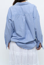 Load image into Gallery viewer, Vintage x Blue Striped Cotton-blend Beachy Buttonup (XS-L)