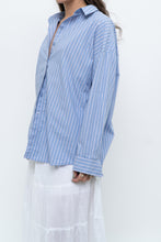 Load image into Gallery viewer, Vintage x Blue Striped Cotton-blend Beachy Buttonup (XS-L)