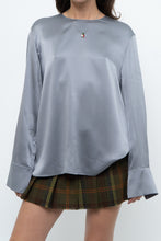 Load image into Gallery viewer, VINCE x Blue Pure Silk Oversized Blouse (XS-L)