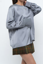 Load image into Gallery viewer, VINCE x Blue Pure Silk Oversized Blouse (XS-L)
