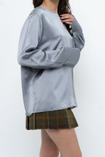 Load image into Gallery viewer, VINCE x Blue Pure Silk Oversized Blouse (XS-L)