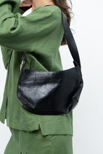 Load image into Gallery viewer, Vintage x ALDO Black Leather Small Purse