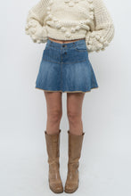Load image into Gallery viewer, Vintage x TOMMY HILFIGER Denim Pleated Mini Skirt (M)
