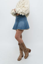 Load image into Gallery viewer, Vintage x TOMMY HILFIGER Denim Pleated Mini Skirt (M)
