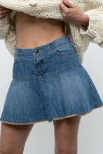 Load image into Gallery viewer, Vintage x TOMMY HILFIGER Denim Pleated Mini Skirt (M)