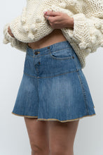 Load image into Gallery viewer, Vintage x TOMMY HILFIGER Denim Pleated Mini Skirt (M)