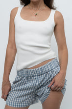 Load image into Gallery viewer, Vintage x Cream Soft Ribbed Knit Sleeveless Top (S, M)