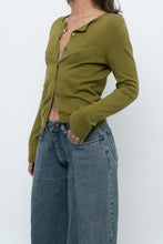 Load image into Gallery viewer, Modern x Chartreuse Soft Knit Fitted Cardigan (XS, S)