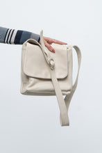 Load image into Gallery viewer, Vintage x Cream Leather Purse