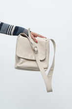 Load image into Gallery viewer, Vintage x Cream Leather Purse