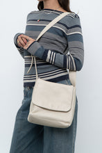 Load image into Gallery viewer, Vintage x Cream Leather Purse