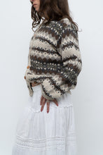 Load image into Gallery viewer, Vintage x Beige Patterned Knit Cardigan (XS-M)