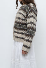 Load image into Gallery viewer, Vintage x Beige Patterned Knit Cardigan (XS-M)