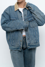 Load image into Gallery viewer, Vintage x DENVER HAYES Faded Midwash Denim Fleece Jacket (S-L)