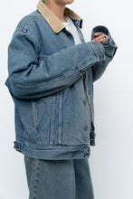 Load image into Gallery viewer, Vintage x DENVER HAYES Faded Midwash Denim Fleece Jacket (S-L)