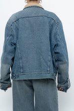 Load image into Gallery viewer, Vintage x DENVER HAYES Faded Midwash Denim Fleece Jacket (S-L)