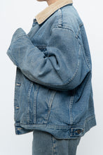 Load image into Gallery viewer, Vintage x DENVER HAYES Faded Midwash Denim Fleece Jacket (S-L)