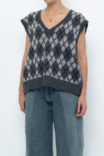 Load image into Gallery viewer, Vintage x Grey Argyle Handknit Wool Vest (XS-L)