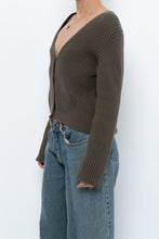 Load image into Gallery viewer, KOTN x Made in Portugal x Green Ribbed Cotton Knit Cropped Cardigan (M, L)
