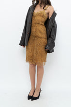 Load image into Gallery viewer, Vintage x Made in Italy x DESIGNER Honey Yellow Patterned Midi Silk Dress (XS, S)
