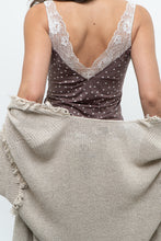 Load image into Gallery viewer, Vintage x Brown, Cream Lace Fitted Tank (S)